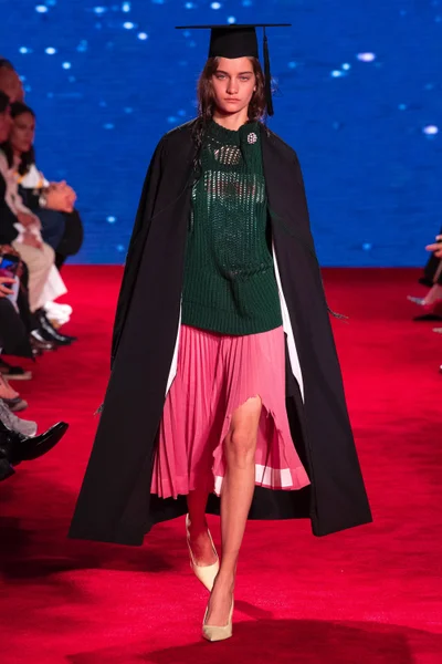 Look 40